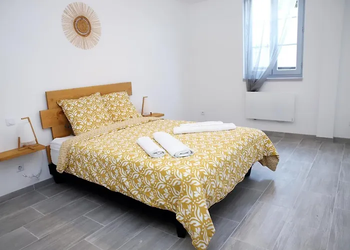 #sweet Moments By Eauz'homes -wifi-netflix *